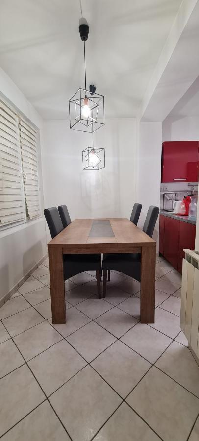 La Brique Rouge - Maison 66 M2 Avec 2 Chambres リール エクステリア 写真